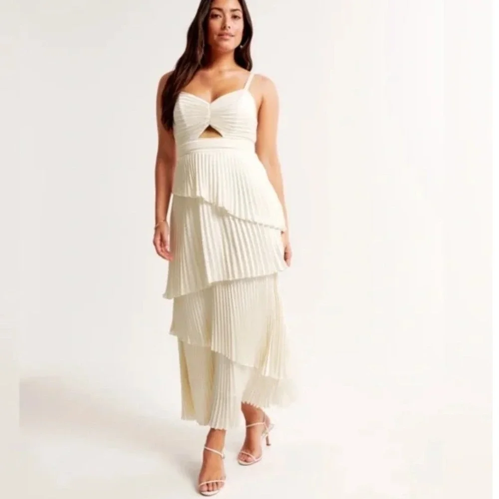 Abercrombie & Fitch Giselle Pleated Tiered Maxi Dress Cream Cut Out Size M